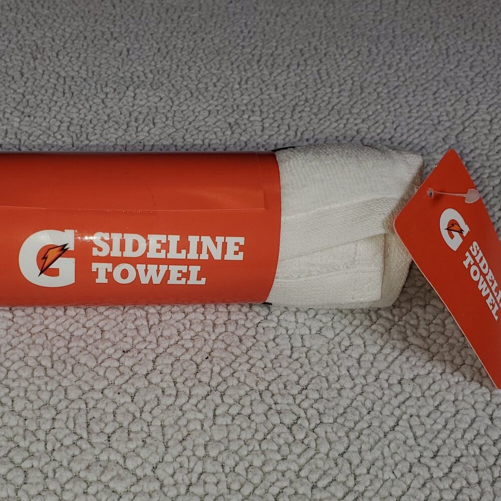 GATORADE SIDELINE TOWEL